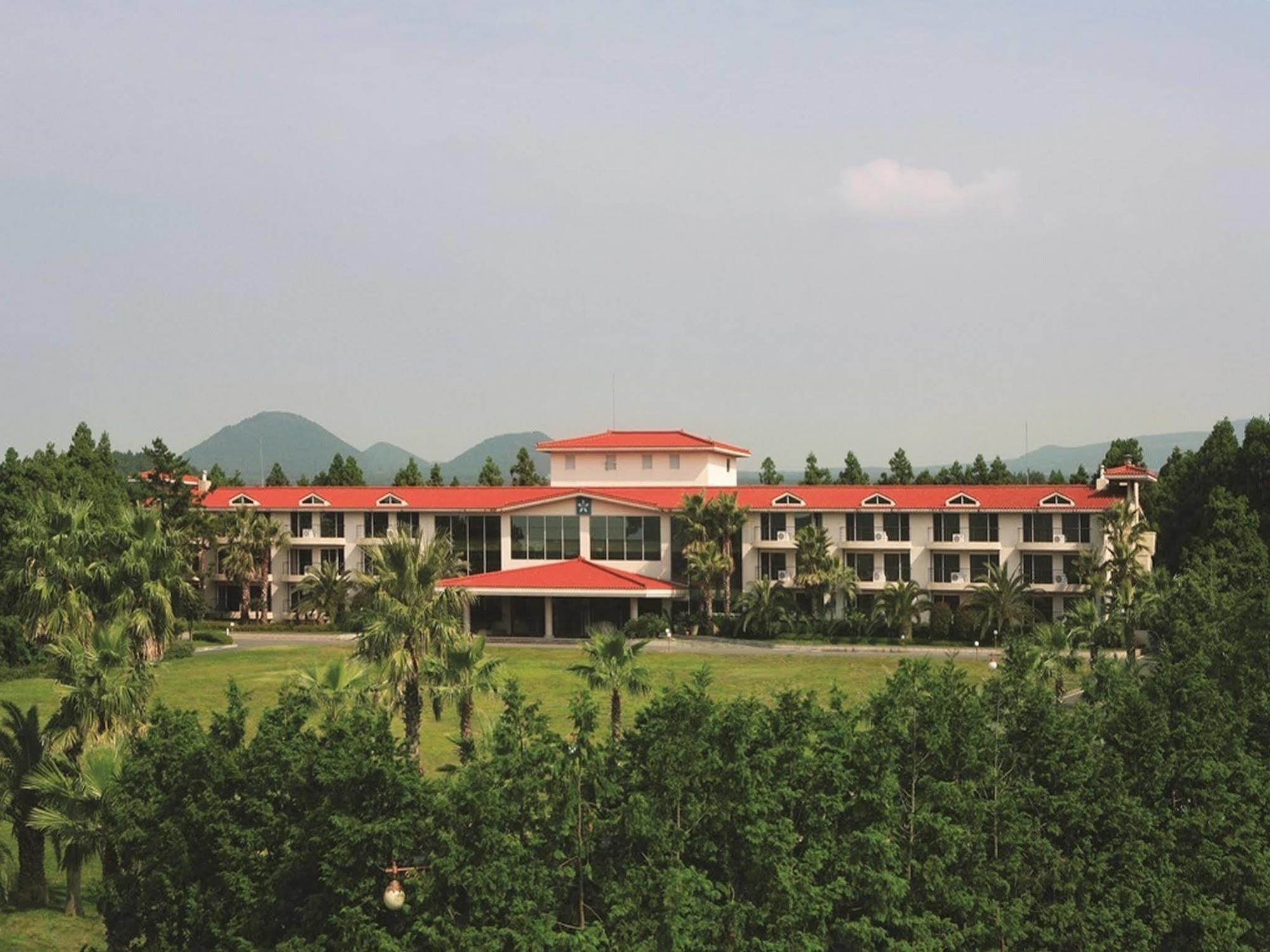 Lake Hills Jeju Resort Seogwipo Esterno foto